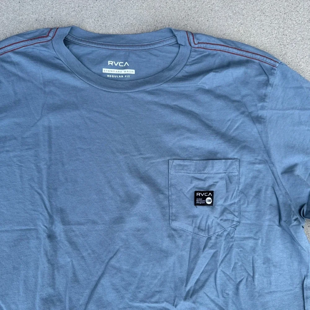RVCA Men Pocket T-Shirt Blue Gray Regular Fit Cotton Tee Size Large NWT - Picture 2 of 8